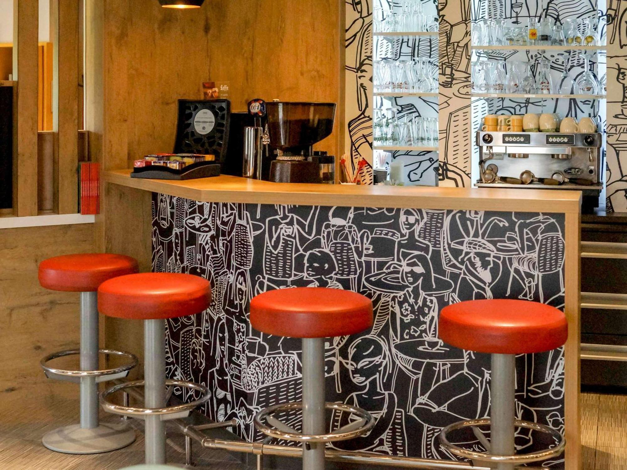 Ibis Vesoul Hotel Kültér fotó